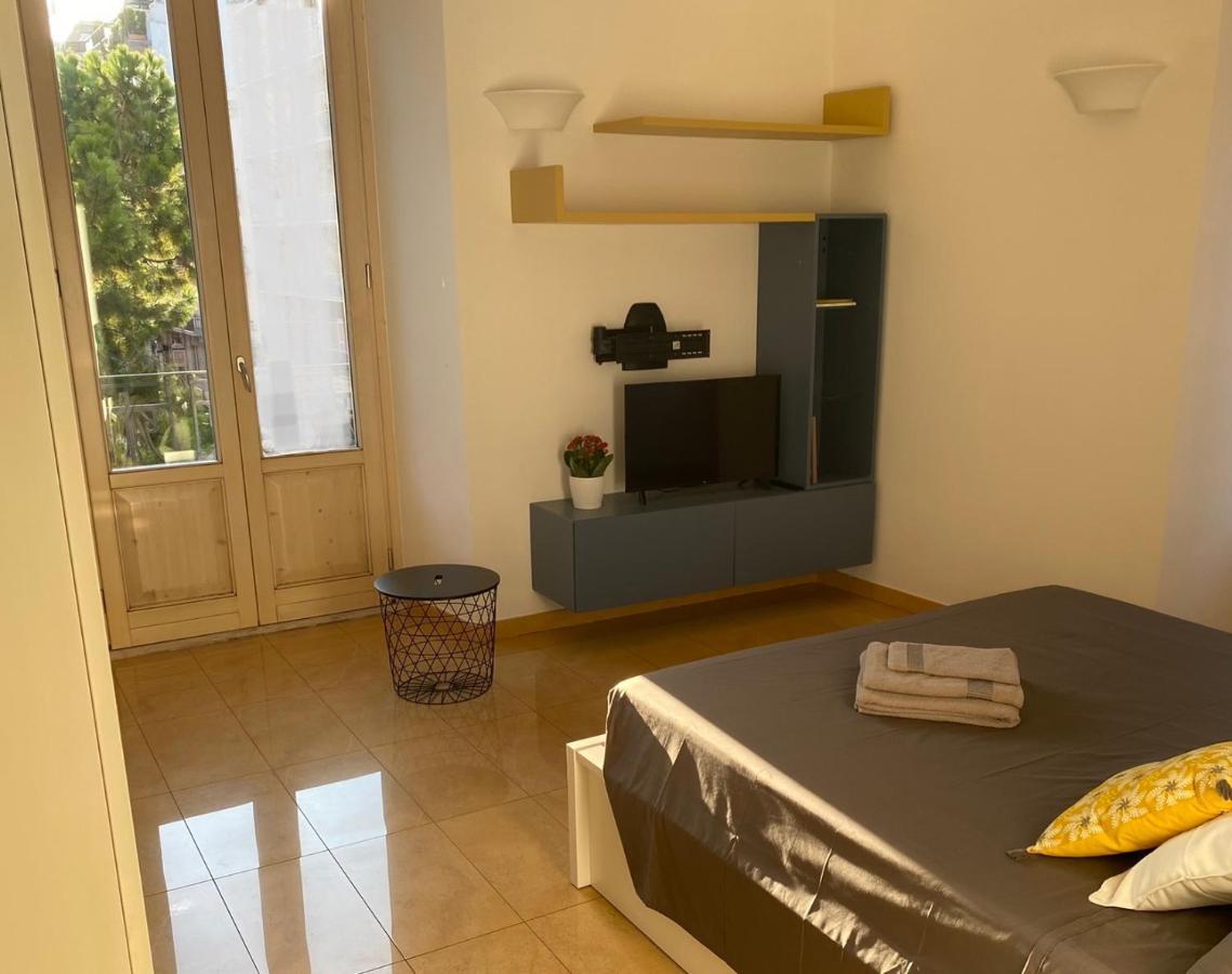 Casa Carulli49 Lägenhet Bari Exteriör bild